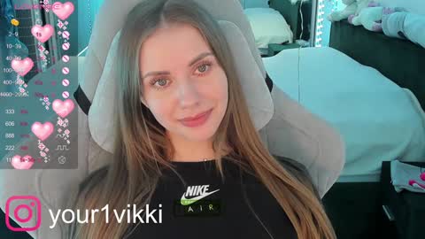 Snapshot of hustleebabyy_vikki chatting on 5, 12, 2024 Vika online show from 5, 12, 2024