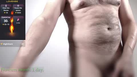 Snapshot of hxmister chatting on 8, 10, 2025 Andrew online show from 8, 10, 2025