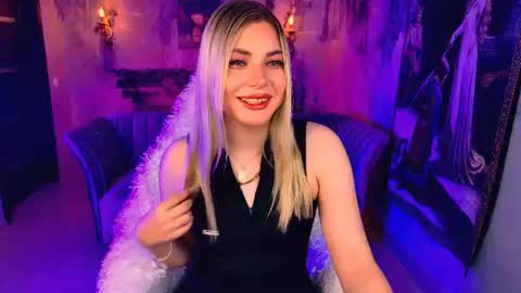 hyileyclark online show from 27, 7, 2026
