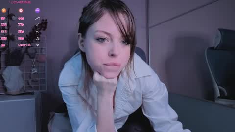 Miley. PVT open i have extra prices on nude show  online show from 9, 4, 2026