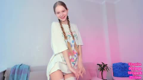 Snapshot of hypnoootic chatting on 15, 5, 2026 Jenny online show from 15, 5, 2026