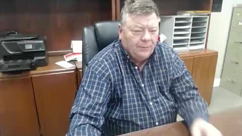 Snapshot of hypnotizing4u chatting on 9, 1, 2026 hypnotizing4u online show from 9, 1, 2026