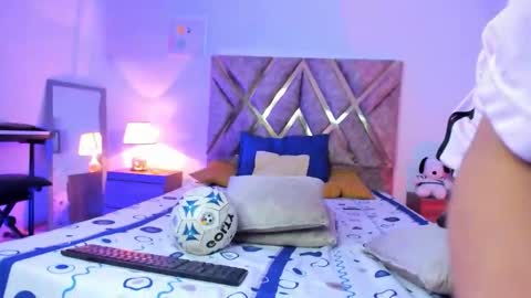 Son Hyunjin online show from 13, 3, 2026