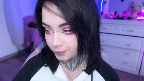 Snapshot of i_died_again chatting on 8, 3, 2025 Asya online show from 8, 3, 2025