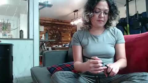 Snapshot of i_fetishize_u chatting on 1, 2, 2025 ShortStuff online show from 1, 2, 2025