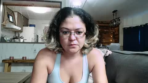 Snapshot of i_fetishize_u chatting on 13, 2, 2025 ShortStuff online show from 13, 2, 2025