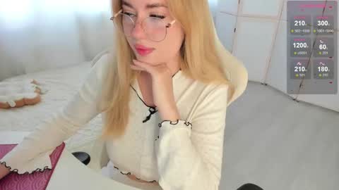 Snapshot of i_want_you_eva chatting on 11, 9, 2025 HiI am EvaPVT is open online show from 11, 9, 2025