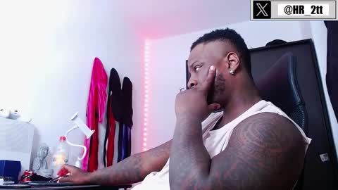 Snapshot of iam_hotbbc chatting on 15, 2, 2025 Mr H Independent model online show from 15, 2, 2025