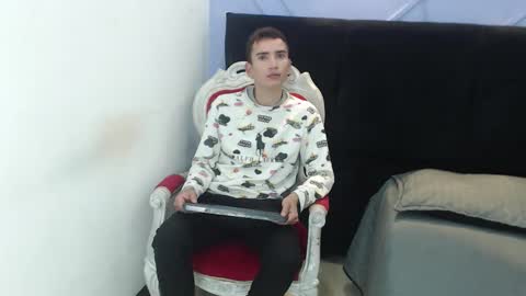 Iam Smith  online show from 16, 1, 2026