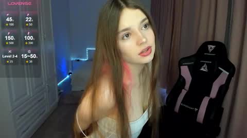 Cassie  STREAMS HERE EVERYDAY online show from 2, 11, 2025