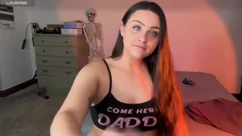 Crystal online show from 23, 2, 2025