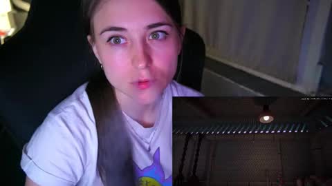 Snapshot of iamdervindella chatting on 19, 9, 2025 Dervindella online show from 19, 9, 2025