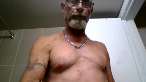 Snapshot of iamgoat_69 chatting on 20, 10, 2025 Goat Lulu Elektra online show from 20, 10, 2025