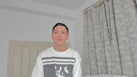 Juliiiiian online show from 13, 2, 2025