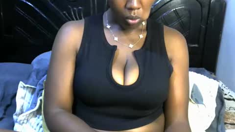 Snapshot of iampolca chatting on 9, 11, 2025 iampolca online show from 9, 11, 2025