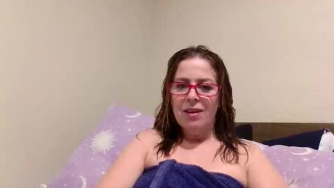Snapshot of iampoppyy chatting on 24, 11, 2025 iampoppyy online show from 24, 11, 2025