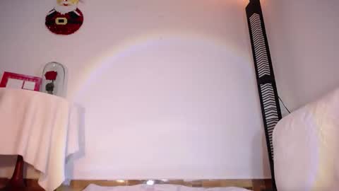 Snapshot of iamroxanne chatting on 13, 11, 2025 Camila online show from 13, 11, 2025