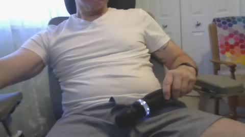 Snapshot of iamru1964 chatting on 22, 12, 2024 IamRU1964 online show from 22, 12, 2024