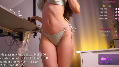 Snapshot of iamsavagegirl chatting on 1, 2, 2025 Yana online show from 1, 2, 2025