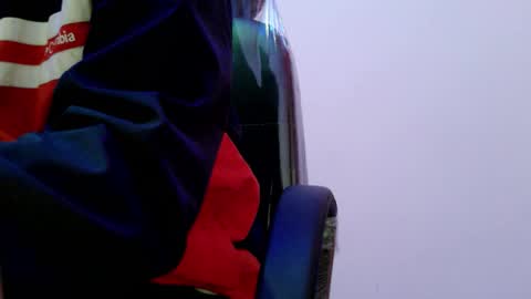 Snapshot of iamyourmydear chatting on 21, 12, 2025 iamyourmydear online show from 21, 12, 2025