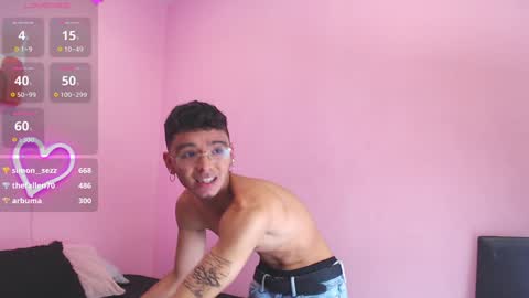 Snapshot of ian_castillo_ chatting on 31, 12, 2024 IAN CASTILLO online show from 31, 12, 2024