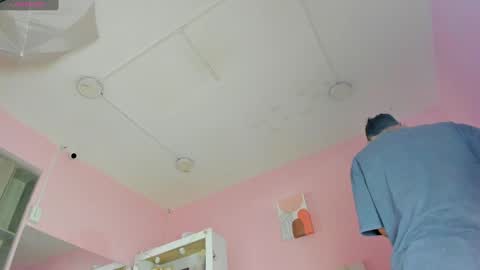 Snapshot of ian_castillo_ chatting on 11, 9, 2025 IAN CASTILLO online show from 11, 9, 2025