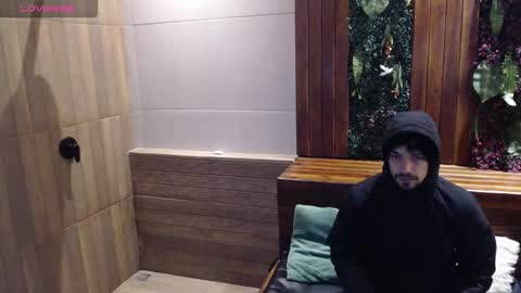 Ian Davis online show from 11, 9, 2025