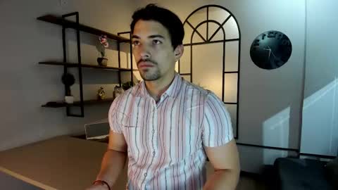 Ian Davis online show from 26, 9, 2025