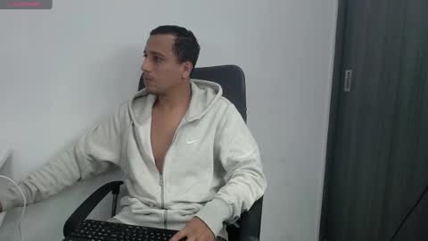 Snapshot of ian_taylor_xxx chatting on 27, 1, 2025 ian_taylor_xxx online show from 27, 1, 2025