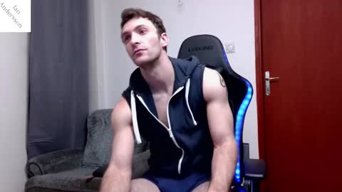 Snapshot of ianandersson27 chatting on 13, 2, 2025 Ian Andersson online show from 13, 2, 2025