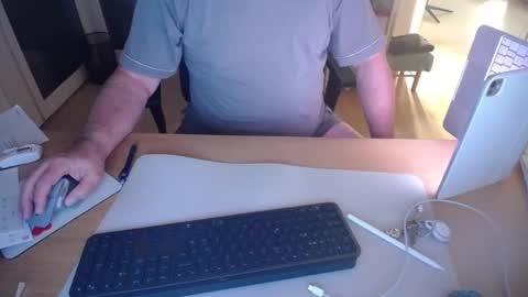 iandy12 online show from 15, 9, 2025