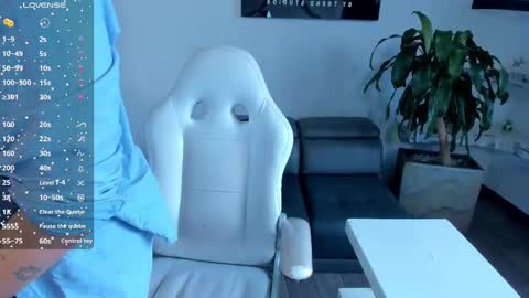 Snapshot of iangilbert chatting on 19, 9, 2025 ian online show from 19, 9, 2025