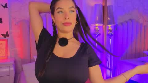  iara smith  online show from 25, 2, 2026