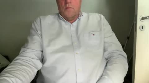 Snapshot of iaws61 chatting on 18, 12, 2025 iaws61 online show from 18, 12, 2025