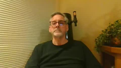 Snapshot of icanhelpu43 chatting on 2, 2, 2025 icanhelpu43 online show from 2, 2, 2025