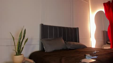 Crystall online show from 25, 9, 2025