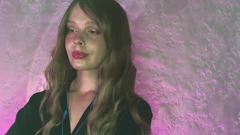 Snapshot of icecreamamy chatting on 19, 9, 2025 Nina online show from 19, 9, 2025