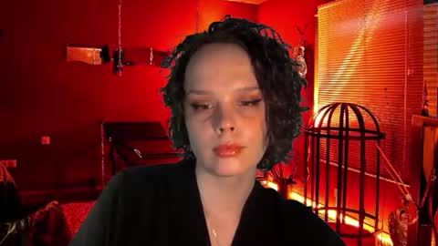 Snapshot of icecreamamy chatting on 5, 12, 2025 Nina online show from 5, 12, 2025