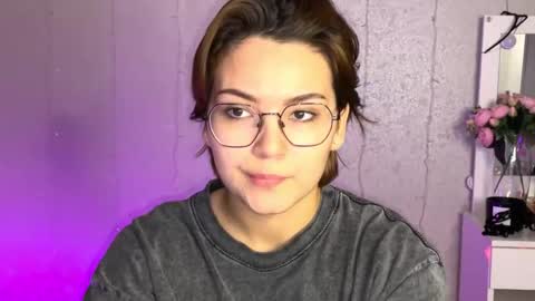 Snapshot of iceeheart chatting on 30, 11, 2025 Ksenia online show from 30, 11, 2025