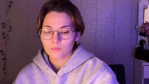 Snapshot of iceeheart chatting on 14, 12, 2025 Ksenia online show from 14, 12, 2025