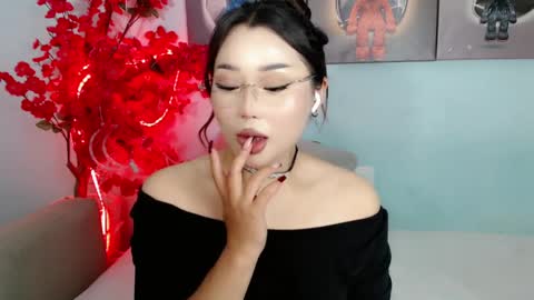 Snapshot of ichiben chatting on 26, 5, 2026 ichiben online show from 26, 5, 2026