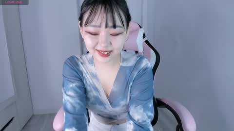 Hitomi   online show from 7, 2, 2025