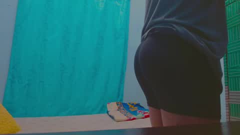 Snapshot of icyestic chatting on 7, 1, 2025 bryan online show from 7, 1, 2025