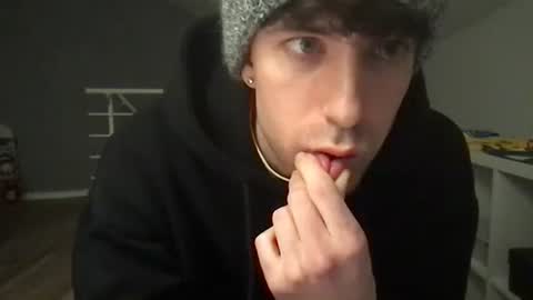 icyninesix online show from 17, 12, 2024