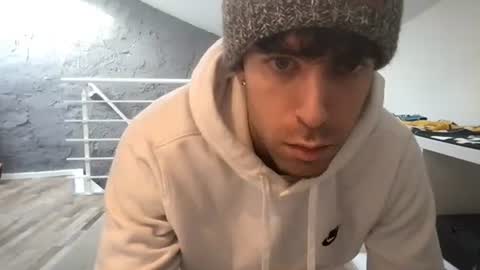 icyninesix online show from 17, 12, 2024