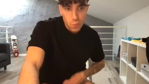 icyninesix online show from 17, 1, 2025