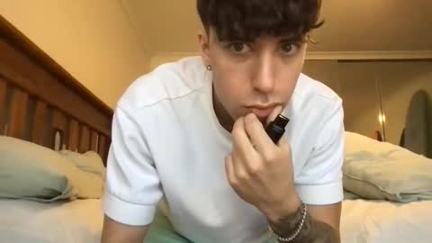 icyninesix online show from 19, 2, 2025