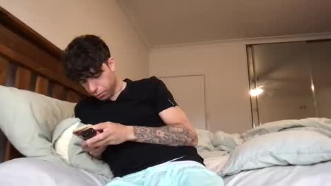 icyninesix online show from 10, 3, 2025