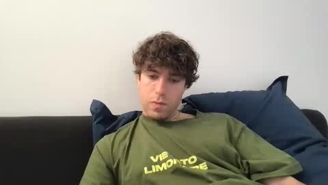 Snapshot of icyninesix chatting on 3, 12, 2025 icyninesix online show from 3, 12, 2025