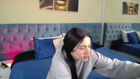 Snapshot of icysweetcam chatting on 3, 12, 2024 Icy online show from 3, 12, 2024